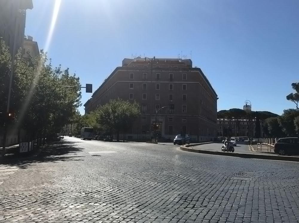 Domus Tacito Luxury Bed & Breakfast Rome Exterior photo