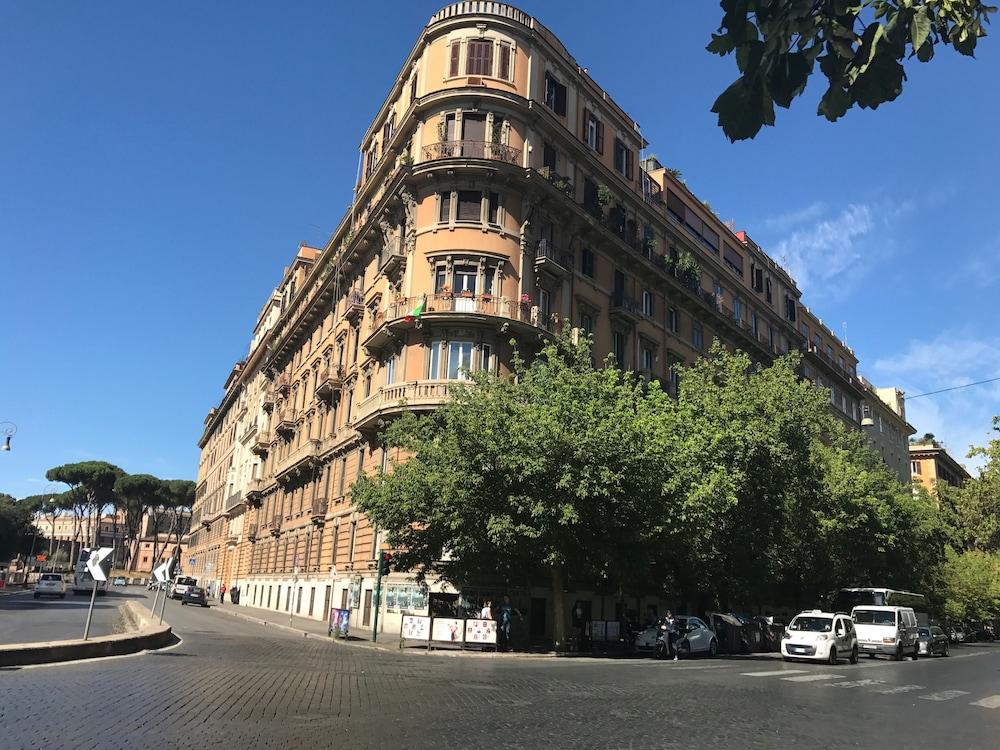Domus Tacito Luxury Bed & Breakfast Rome Exterior photo